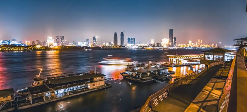 美嘉城市客栈(武汉一线江景店)图片