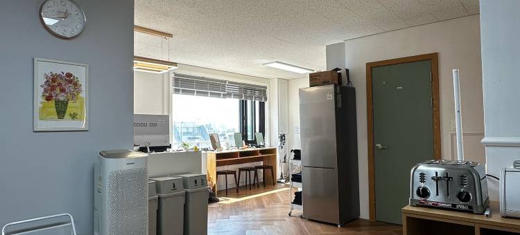 K韦夫盖斯特豪斯昂利费梅尔2号店(K Wave Guesthouse Only Female in Hongdae 2)图片