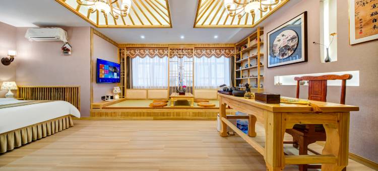 满洲里鑫有谊俄式酒店图片