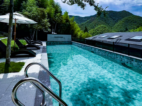 眠朵·屿竹泳池私汤亲子度假美宿(莫干山店)