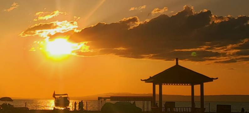 巴塔尔度假农庄·悦享闲庭|星空露营(福海店)图片