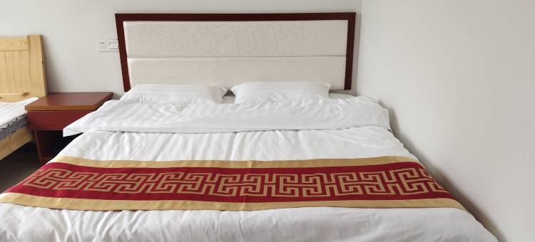 民霞农庄(明堂山风景区店)图片