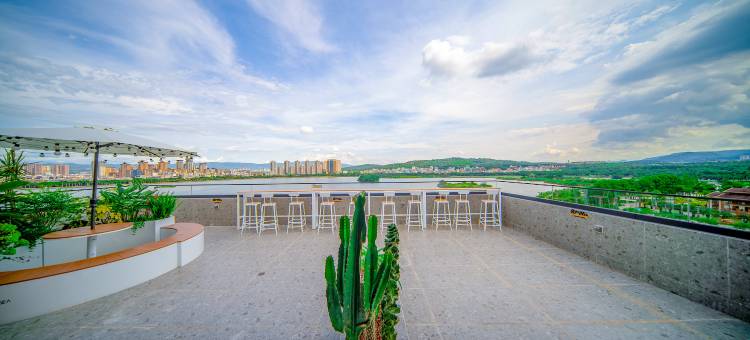 安缦·云海设计师温泉酒店(湖泉生态园店)图片