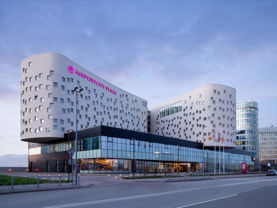 圣彼得堡机场城广场酒店