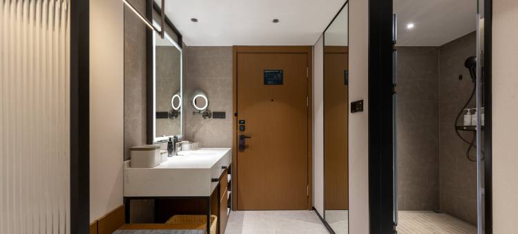 东莞南城中心广场亚朵酒店图片