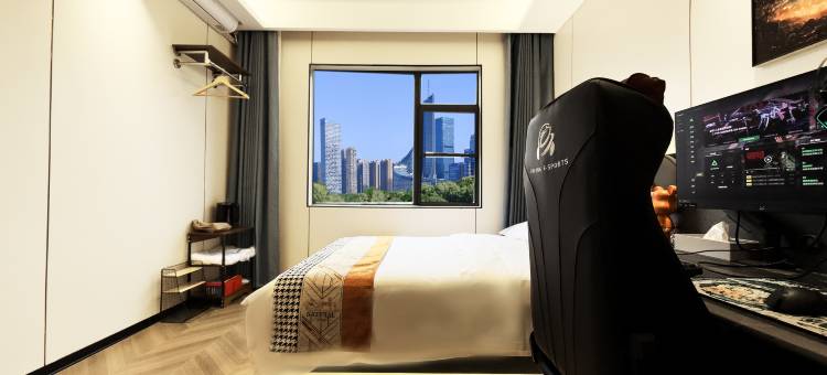 飓龙电竞酒店(绵阳高铁站店)图片