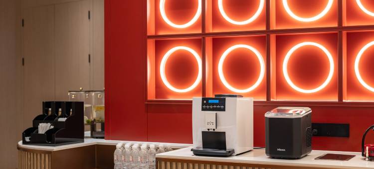 柏曼酒店(贵港高铁站万达广场店)图片