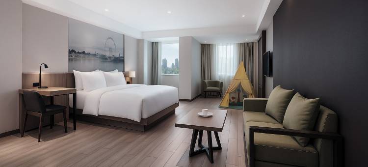 汕头•田园亚轻丨PASTORALYOUTHH高空设计(汕头站珠江路美食街店)图片