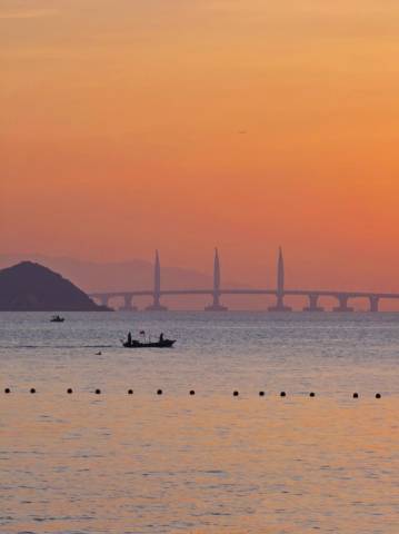 Oceanic Beauty·青麦S海景酒店(珠海拱北口岸情侣南路店)图片