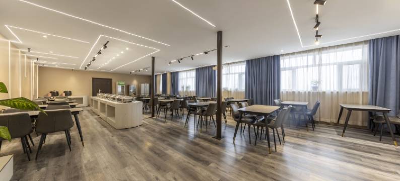 锦廷酒店(北郊客运站新疆佳音医院店)图片