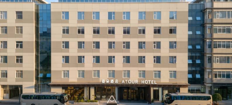 重庆光电园两江幸福广场亚朵酒店图片