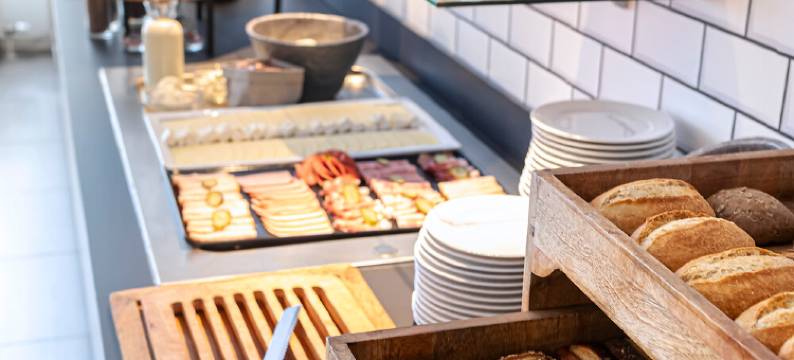 施韦青根海德堡 ACHAT 酒店(ACHAT Hotel Schwetzingen Heidelberg)图片