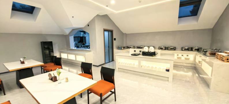 宜兴市云希景湖酒店(团氿风景区店)图片