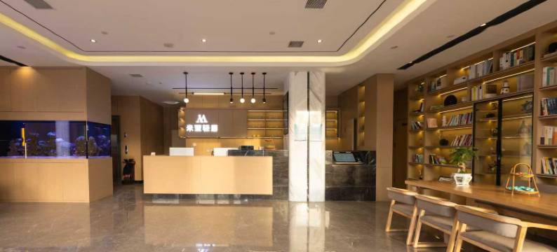 如家旗下UP华驿智旅酒店(嫩江市公路客运总站店)图片