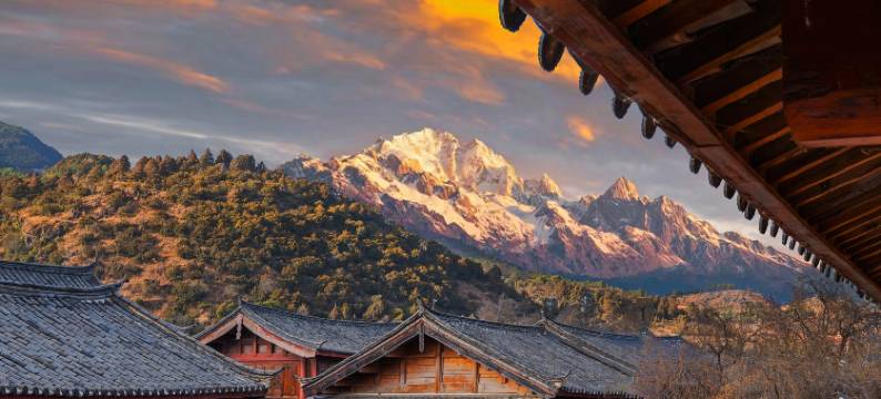 Li.Jiang•半院阳光•东巴文化非遗雅韵.绘画疗愈民宿(束河古镇店)图片