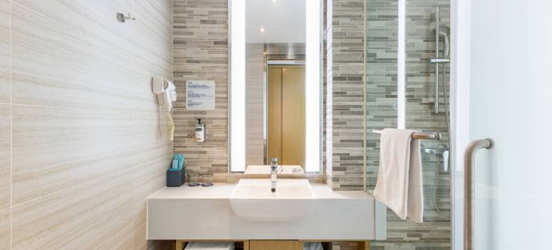 鞍山中心智选假日酒店图片