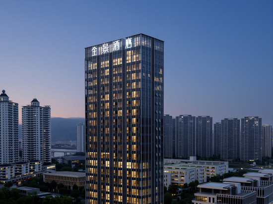 全景酒店(平阳鳌江万达广场店)