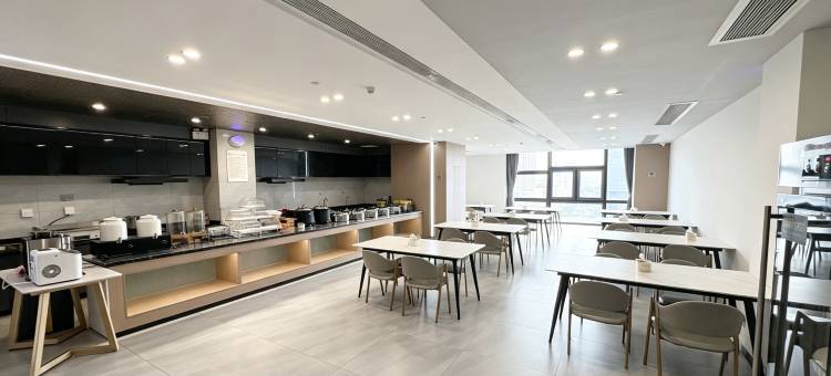 柏曼酒店(湛江站国贸大夏店)图片
