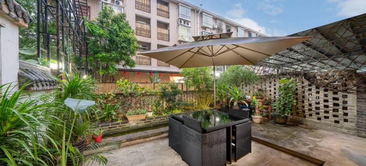 荷塘月色·江滨宿(南宁市隆安县江滨公园店)图片