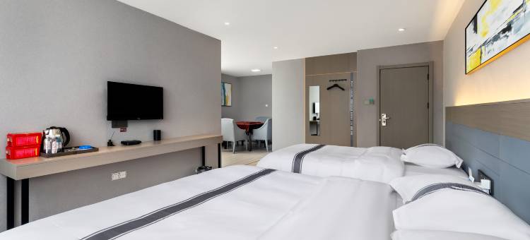 逸柏国际酒店(鹤峰中坝店)图片