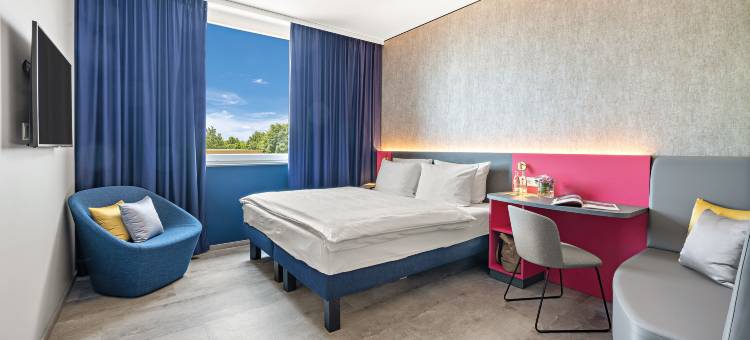 讷德林根Hey Lou酒店(Hey Lou Hotel Nördlingen)图片