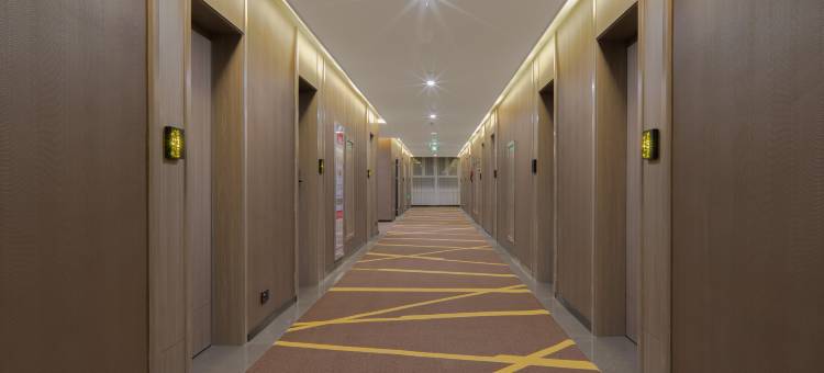 IU酒店(玉门老市区店)图片