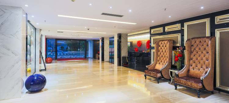 珠海城市中心酒店(珠海渔女爱情邮局情侣路海滨泳场店)图片