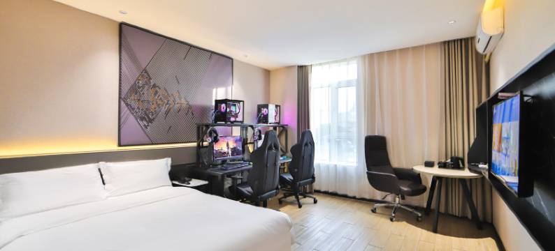 极速时光电竞民宿(红旗街大学城店)图片