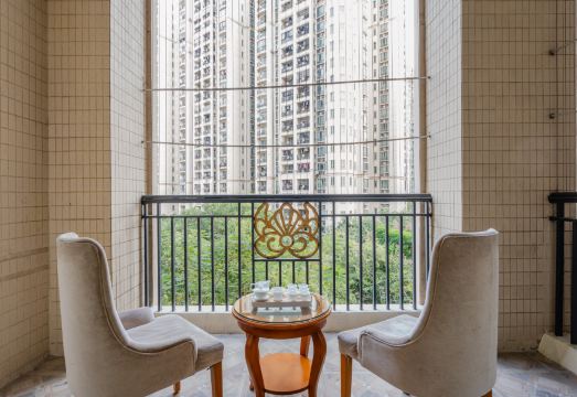 Vienna International Hotel (Guangzhou Xintang High Speed Railway Station Cowboy City Branch)Hotel Overview