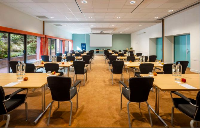 Fletcher Hotel-Restaurant Sparrenhorst-VeluweOver view