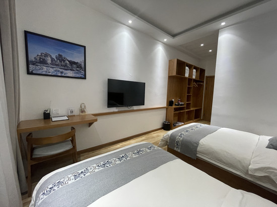 漠河一览芳华精品民宿(松苑公园店)