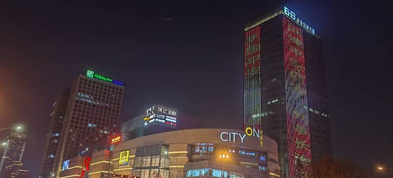 飞鸟电竞酒店(凤城五路地铁站店)图片