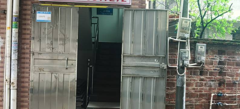 维壹公寓(龙塘店)图片