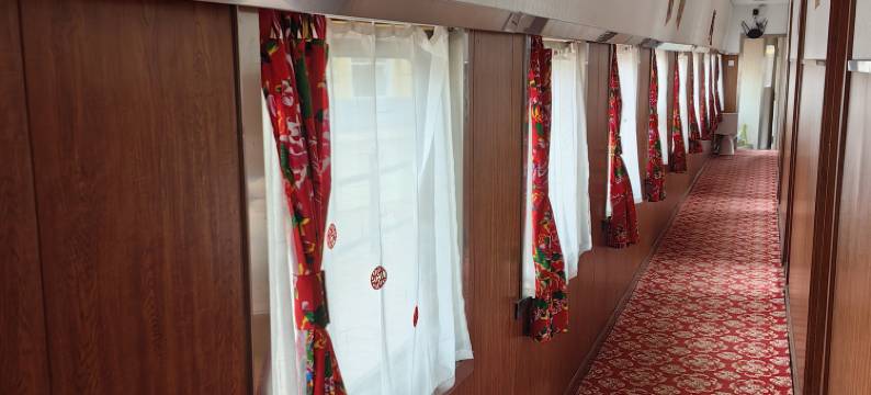 横道河子火车民宿图片