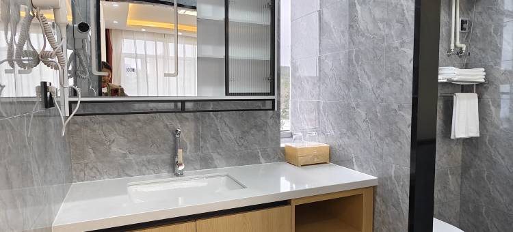 塔河林城宾馆图片