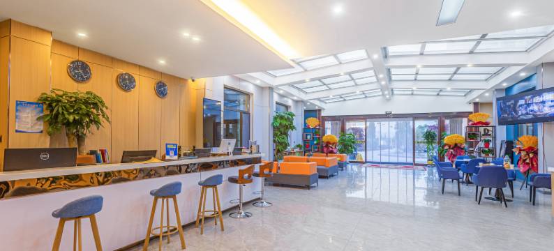 陶然酒店(张掖七彩丹霞景区西门店)图片