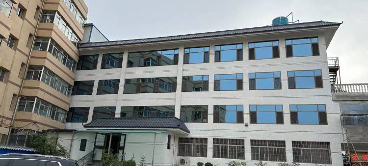 和政滴珠宾馆图片