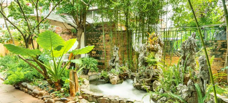 花筑·乐途客栈(昆明滇池海埂大坝店)图片