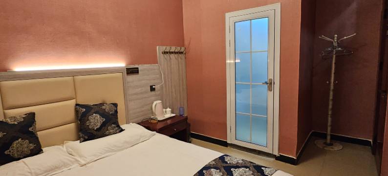 原新朴宿民宿图片