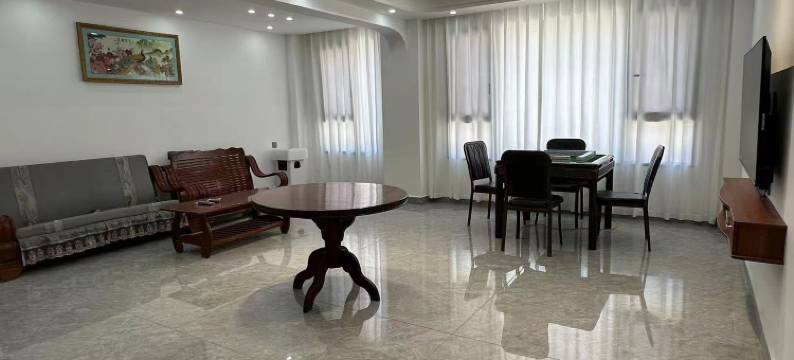 海螺沟金雪山假日酒店图片