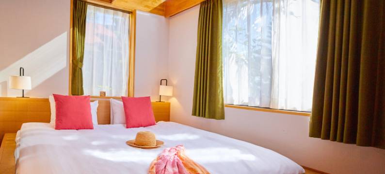 繁花钴蓝海湾珊瑚度假村(Allamanda Imgya Coral Village)图片