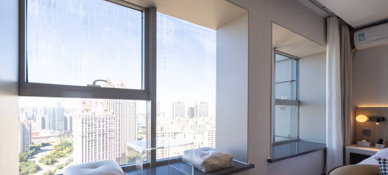 摩登甄选酒店(万达广场营盘街地铁站店)图片