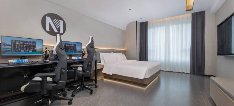 艾特摩高电竞酒店(常州武进万达广场店)图片