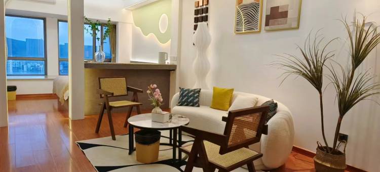 阅语公寓(领城国际火车站南广场店)图片