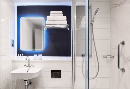 Strand Palace Hotel Overview