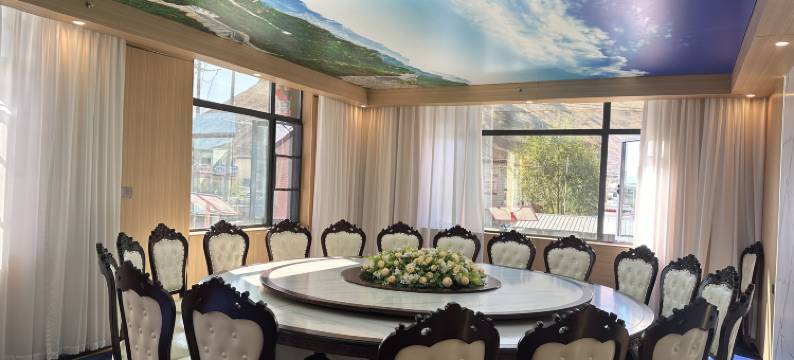 墨竹工卡东庭酒店图片