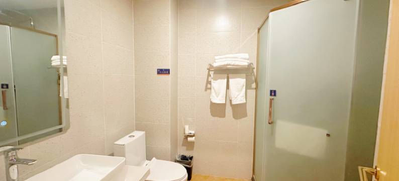 星空大酒店(德令哈工业园店)图片