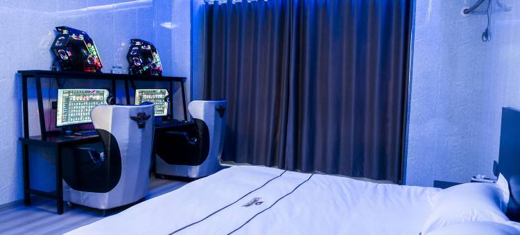 顶云电竞酒店图片