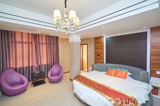 正阳宏诺国际酒店(建设路分店)