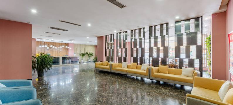 科爱住轻雅酒店(西华青华路店)图片